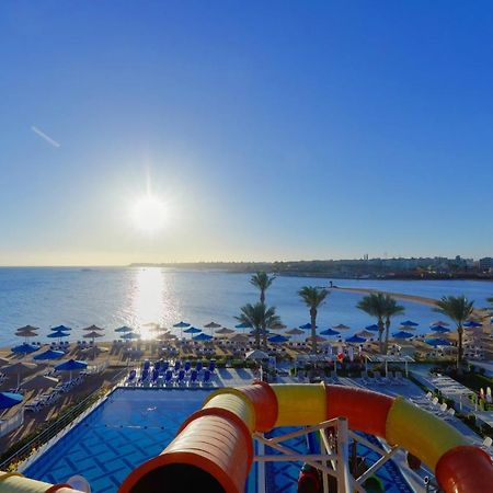 Bellagio Beach Resort&Spa Hurghada Esterno foto Sunrise at the beach of Hurghada
